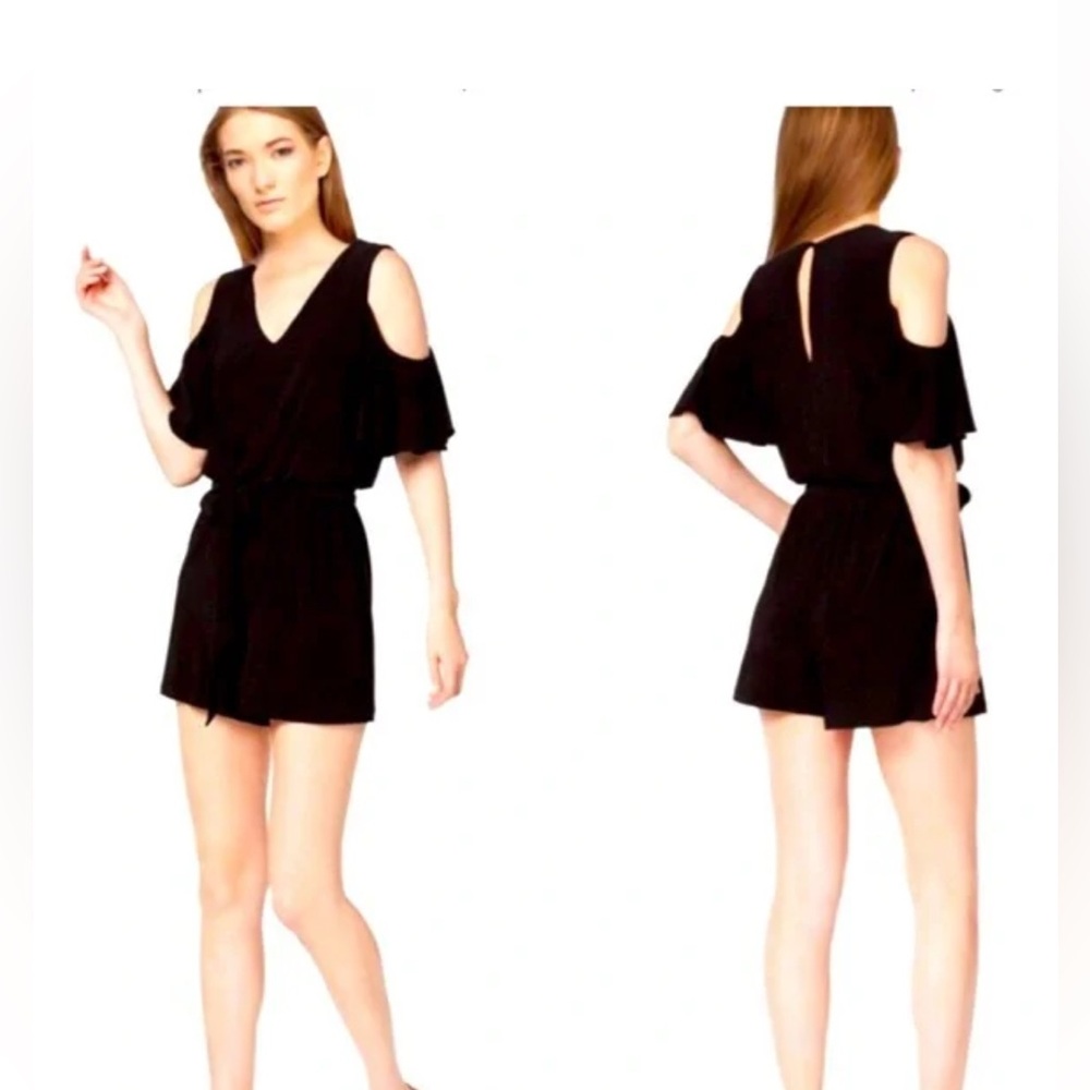 Calvin Klein Romper Shorts Womens Size 12 Black Short Sleeve Cold Shoulder EUC - Picture 9 of 9